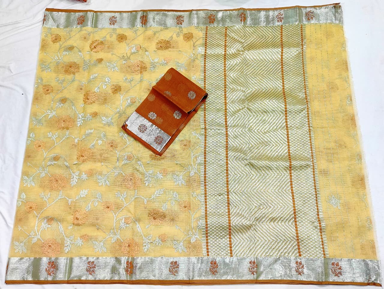 PURE ALL OVER JAAL ZARIKOTA HANDLOOM SAREE WITH BLOUSE_J479 - Image 4