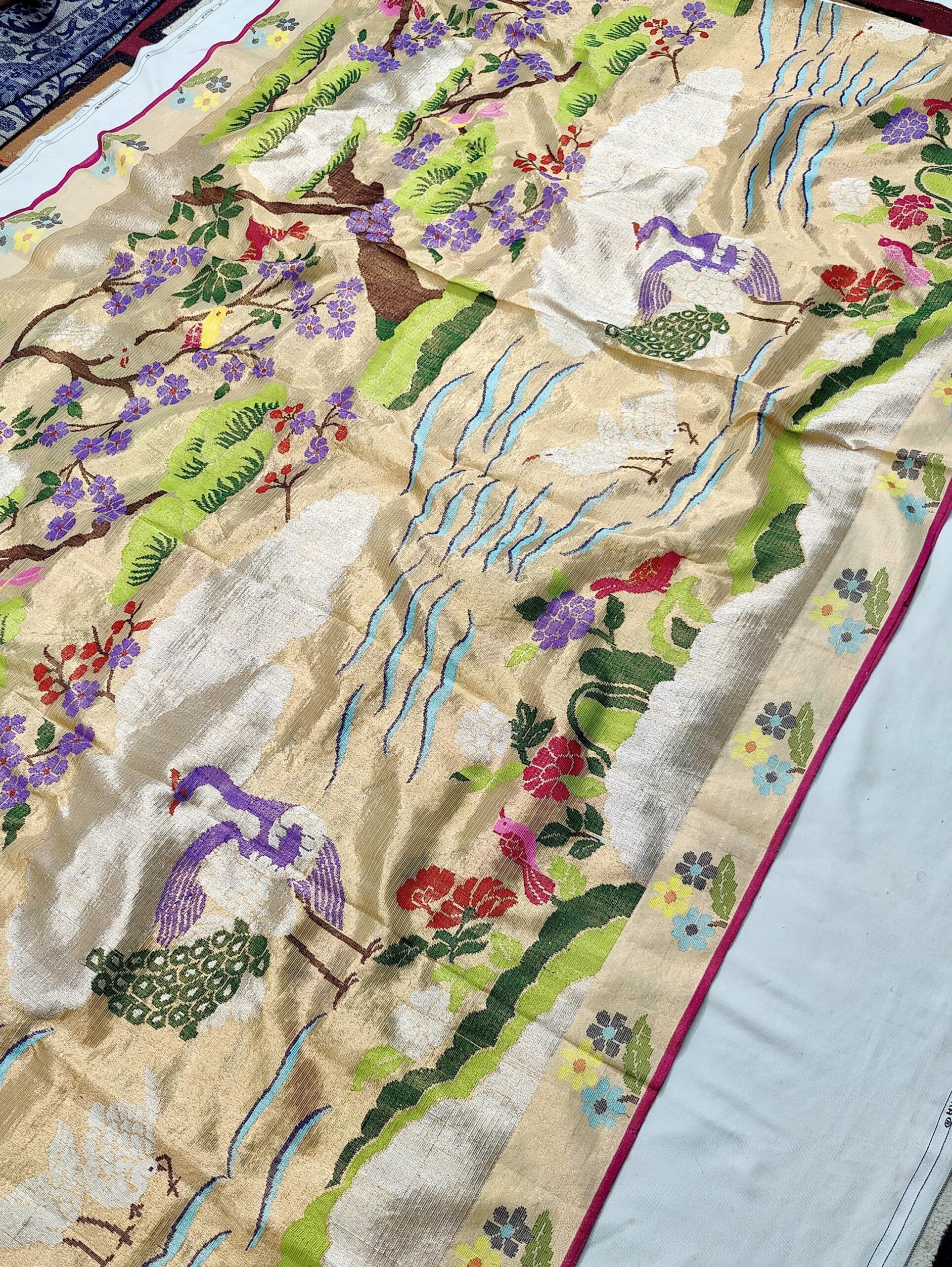 PURE GOLD DOUBLE TISSUE ALL OVER JAAL ZARIKOTA HANDLOOM SAREE_T-318 - Image 4