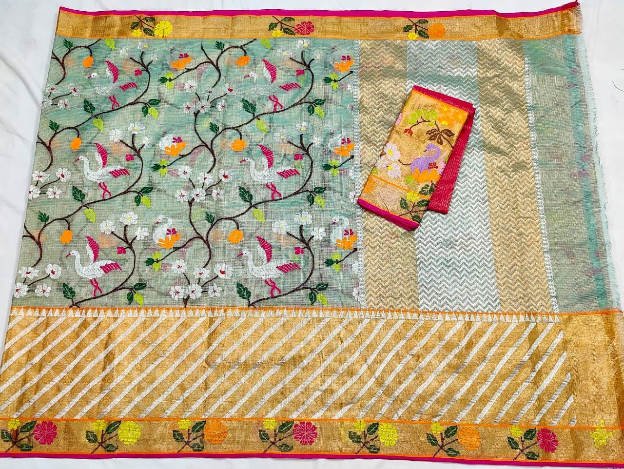 PURE GOLD TISSUE BIG PAITHANI BORDER ZARIKOTA HANDLOOM SAREE WITH BLOUSE_T-225 - Image 4