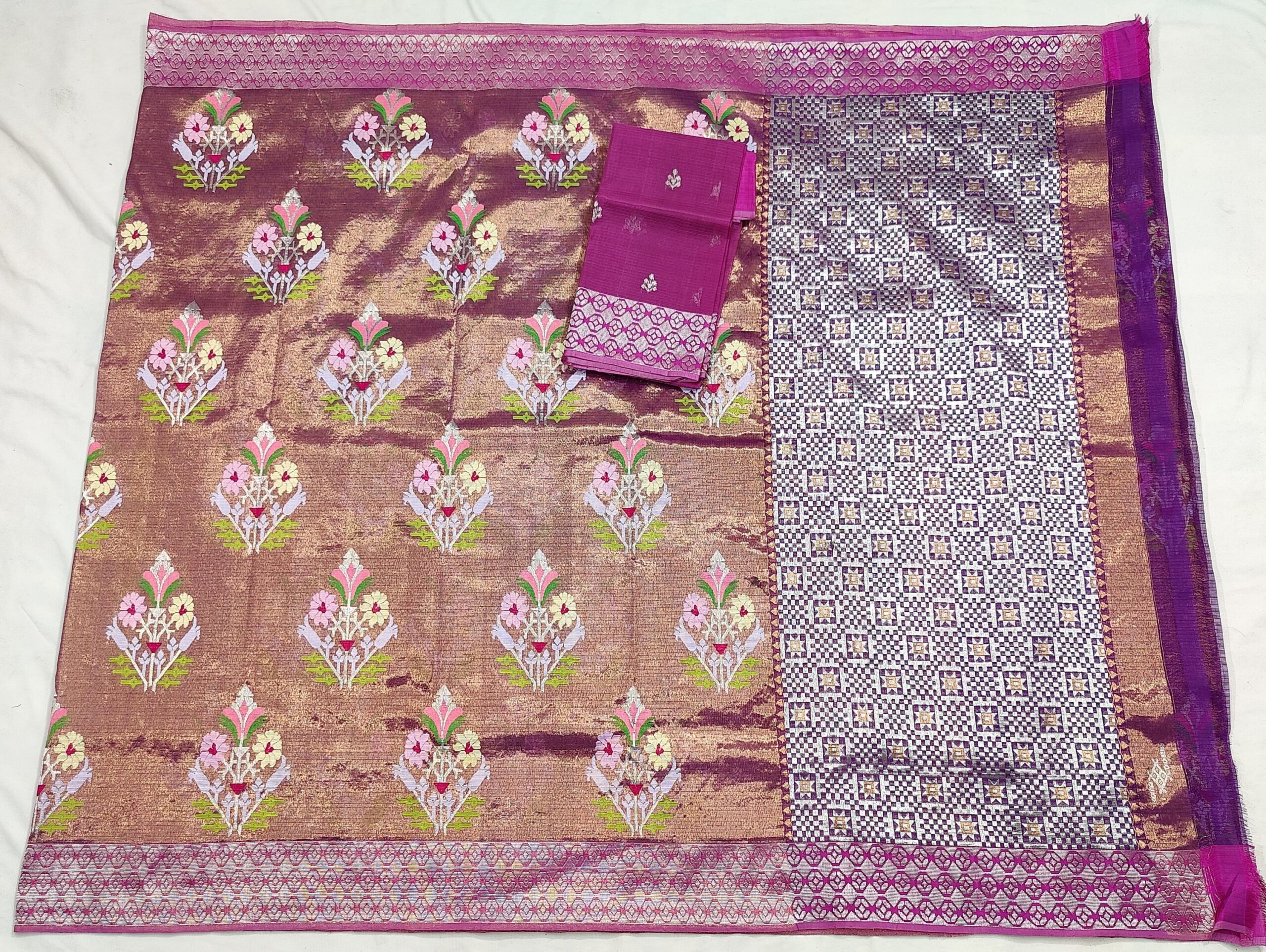 PURE GOLD DUBBLE TISSUE ALL OVER JAAL WITH BOTH SIDE KANCHI BORDER ZARIKOTA HANDLOOM SAREE_T-329 - Image 4