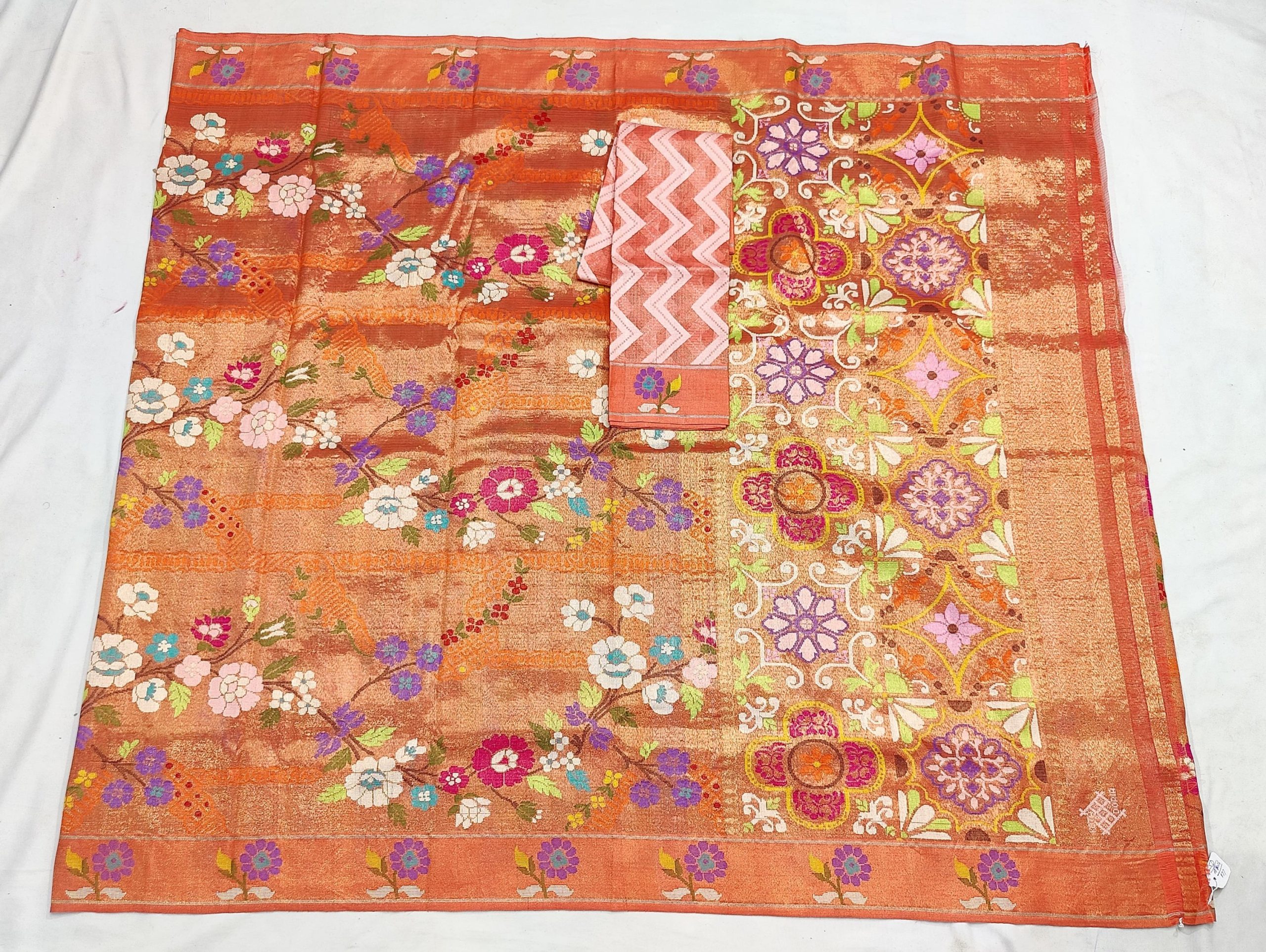 PURE GOLD DUBBLE TISSUE ALL OVER JAAL ZARIKOTA HANDLOOM SAREE_T-458 - Image 4